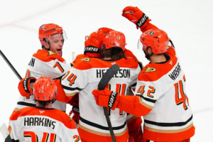Buffalo remisuje z Montrealem, Vegas wygrywa po dogrywce z Anaheim