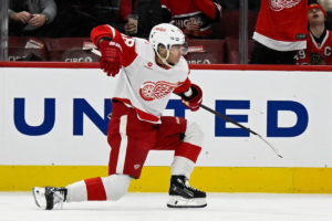 Patrick Kane wraca do Chicago: legendarny napastnik ponownie założy strój Blackhawks