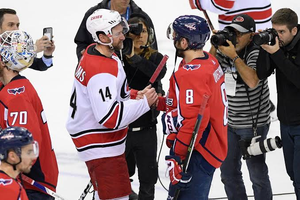 NHL: Rangers strzelają sześć goli, Seattle pokonuje Washington, Carolina pokonuje Philadelphia